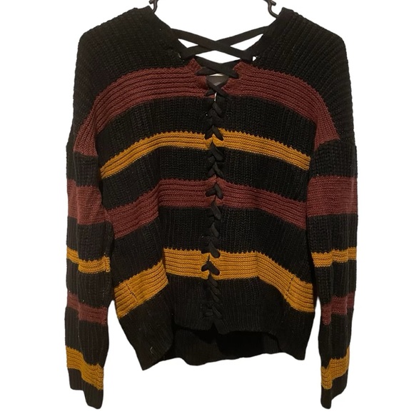 Full Circle Trends, ladies size 2X. Sweater - Picture 2 of 4